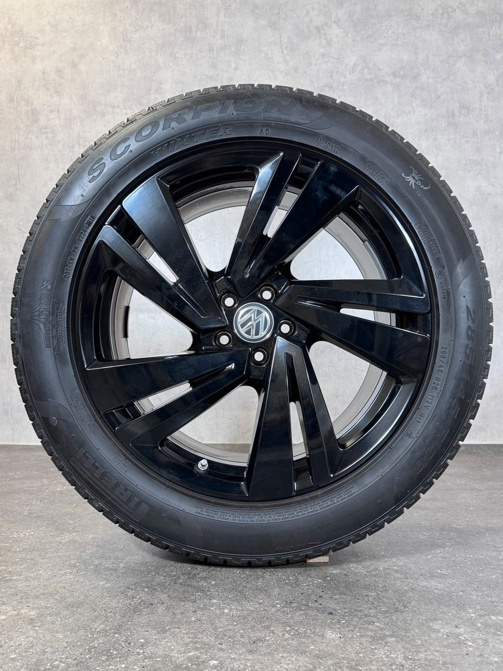 ORIGINAL 20 ZOLL VW TOUAREG III CR NEVADA WINTERRÄDER 760601025S