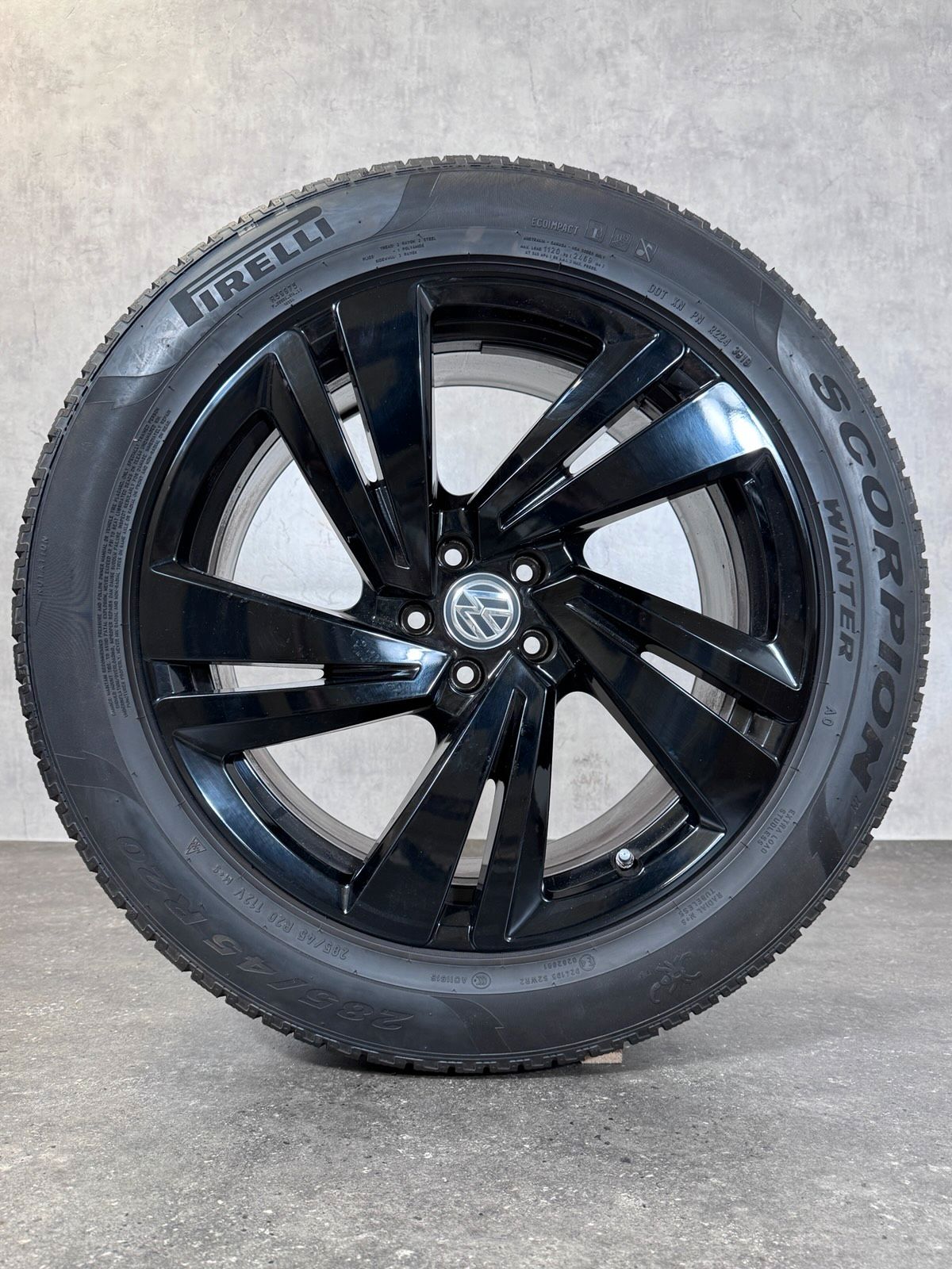 ORIGINAL 20 ZOLL VW TOUAREG III CR NEVADA WINTERRÄDER 760601025S