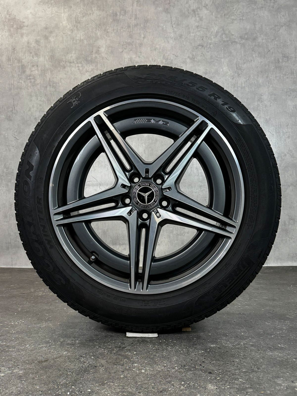 ORIGINAL MERCEDES EQC N293 W293 19 ZOLL AMG WINTERRÄDER