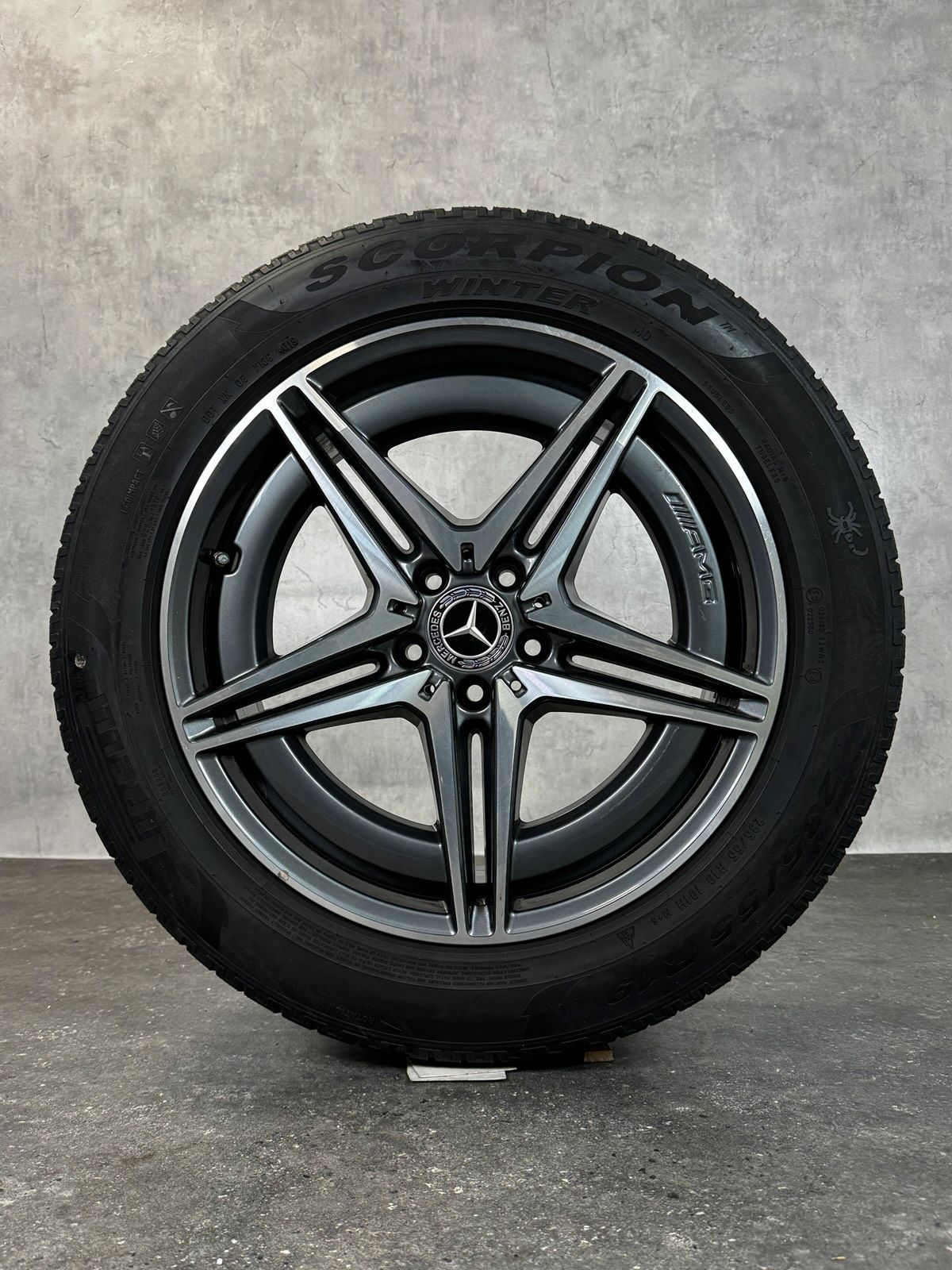 ORIGINAL MERCEDES EQC N293 W293 19 ZOLL AMG WINTERRÄDER