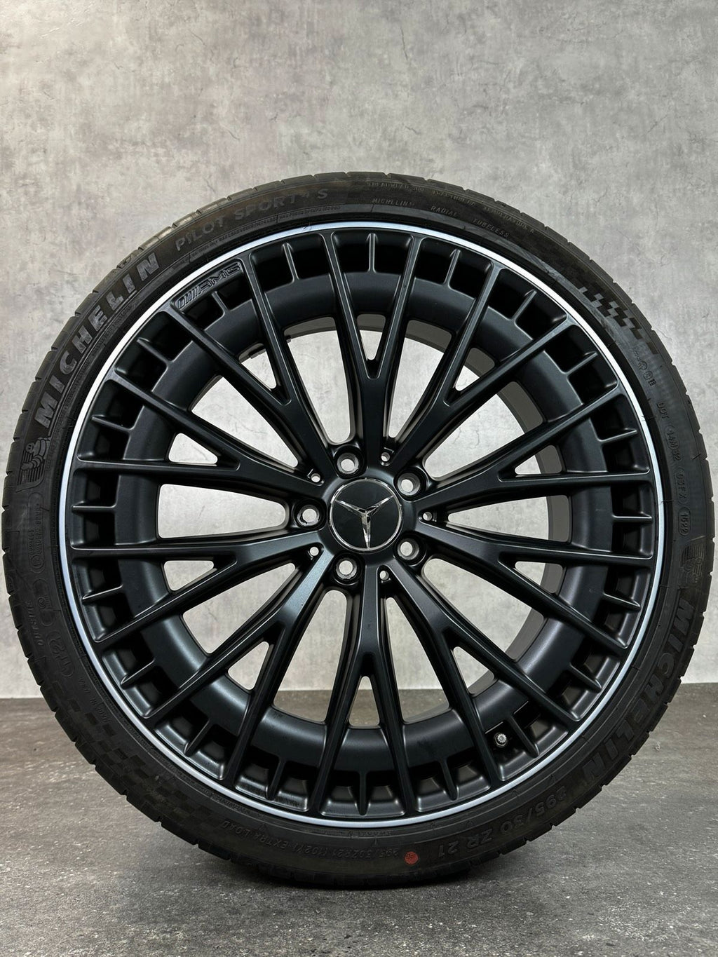 ORIGINAL 21 ZOLL MERCEDES EQE 43 53 W295 AMG SOMMERRÄDER