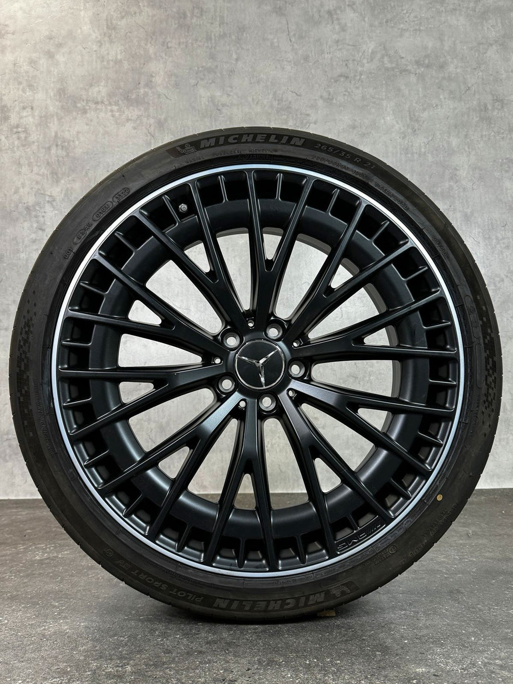ORIGINAL 21 ZOLL MERCEDES EQE 43 53 W295 AMG SOMMERRÄDER