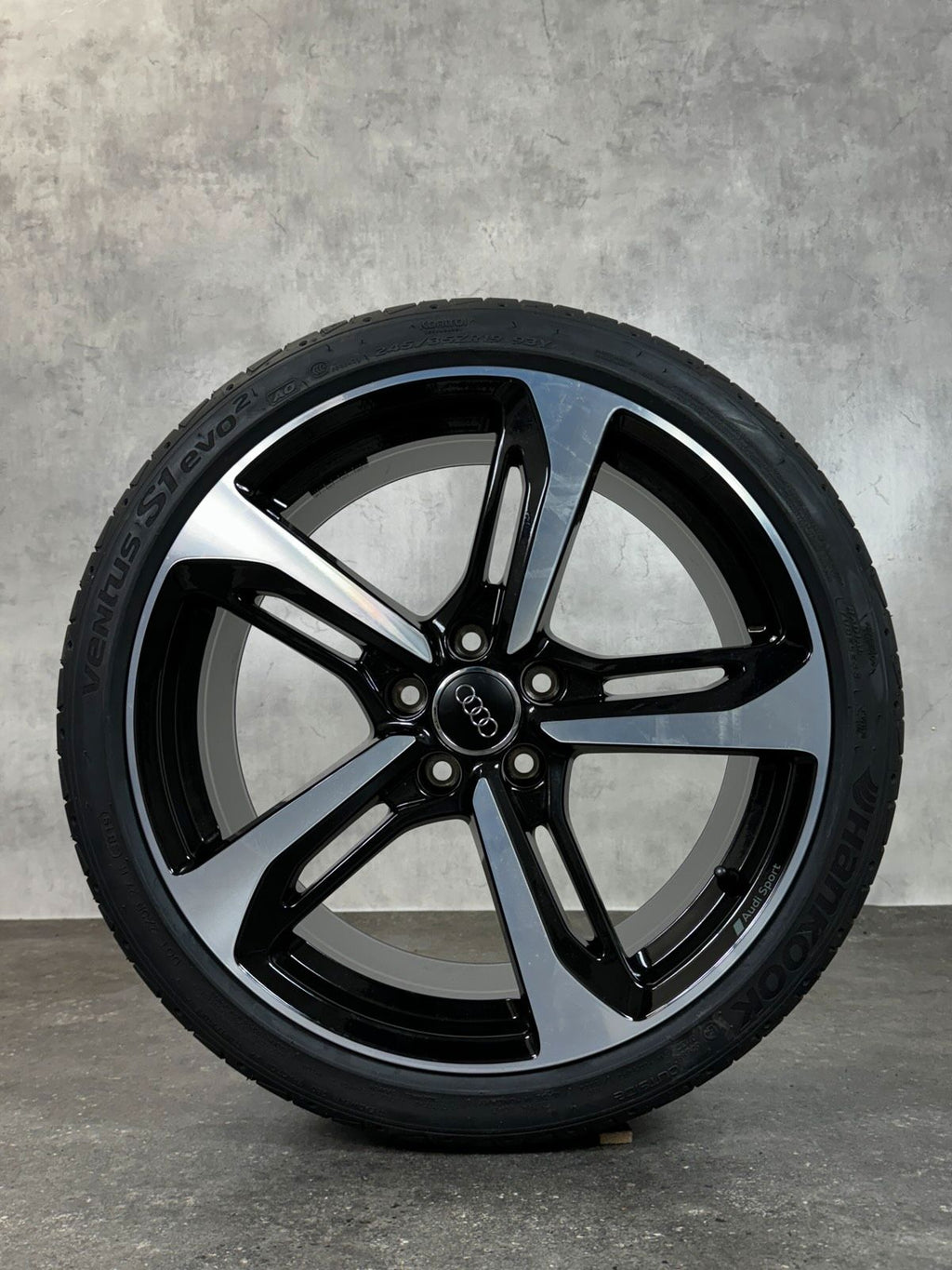 NEU ORIGINAL 19 ZOLL AUDI TT TTS TTRS BLADE 8S 8S0601025BD SOMMER