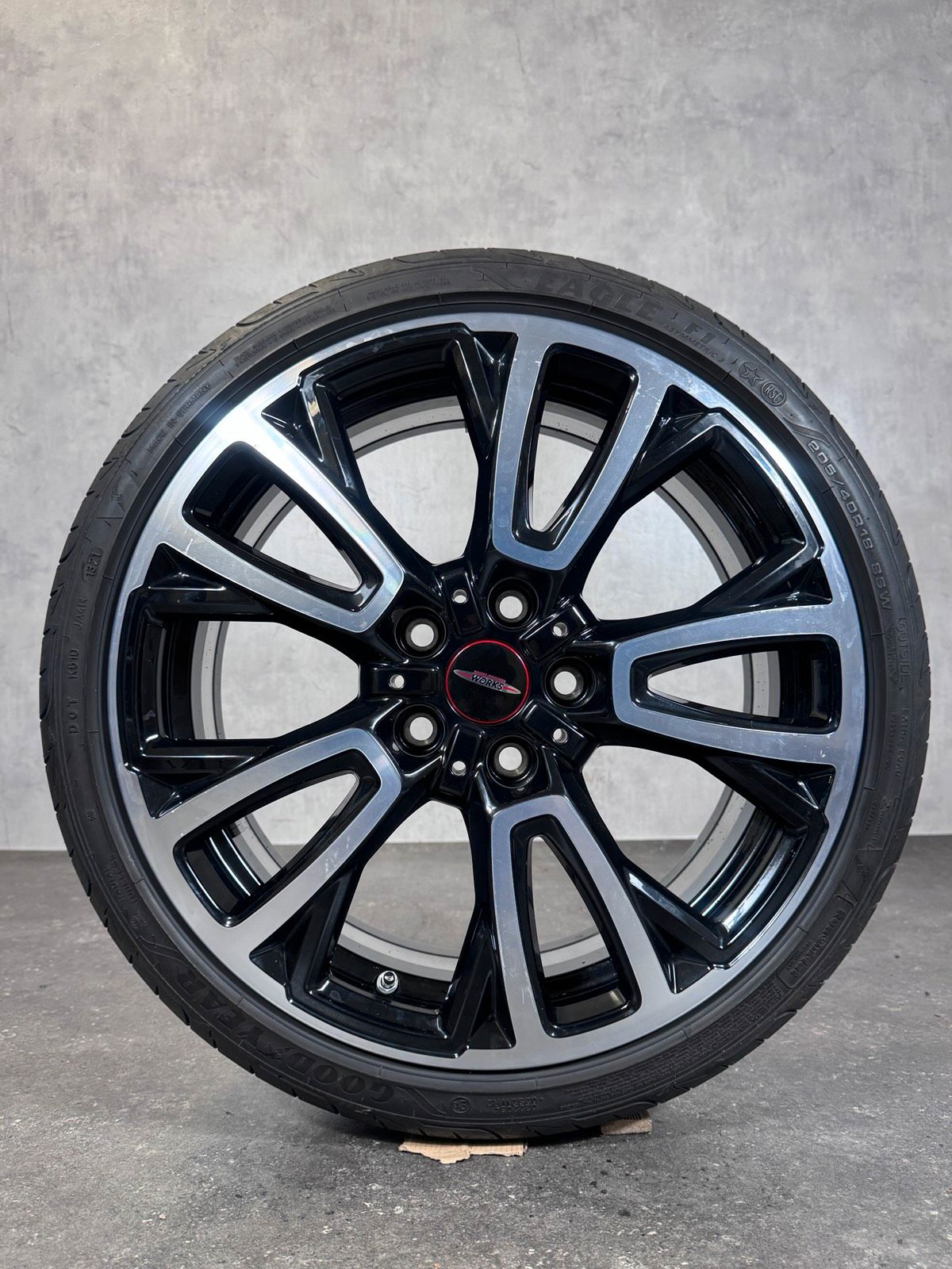 ORIGINAL 18 ZOLL MINI F56 F55 F57 JCW CIRCUIT SPOKE 902 SOMMER