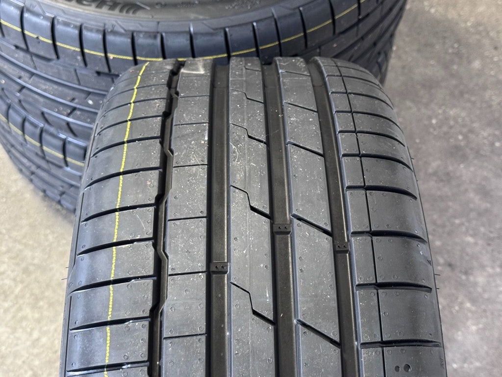NEU ORIGINAL 19 ZOLL VW GOLF 8 VIII R BLACK WARMENAU SOMMERRÄDER