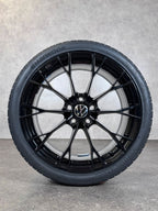 NEU ORIGINAL 19 ZOLL VW GOLF 8 VIII R BLACK WARMENAU SOMMERRÄDER