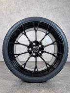 NEU ORIGINAL 19 ZOLL VW GOLF 8 VIII R BLACK WARMENAU SOMMERRÄDER