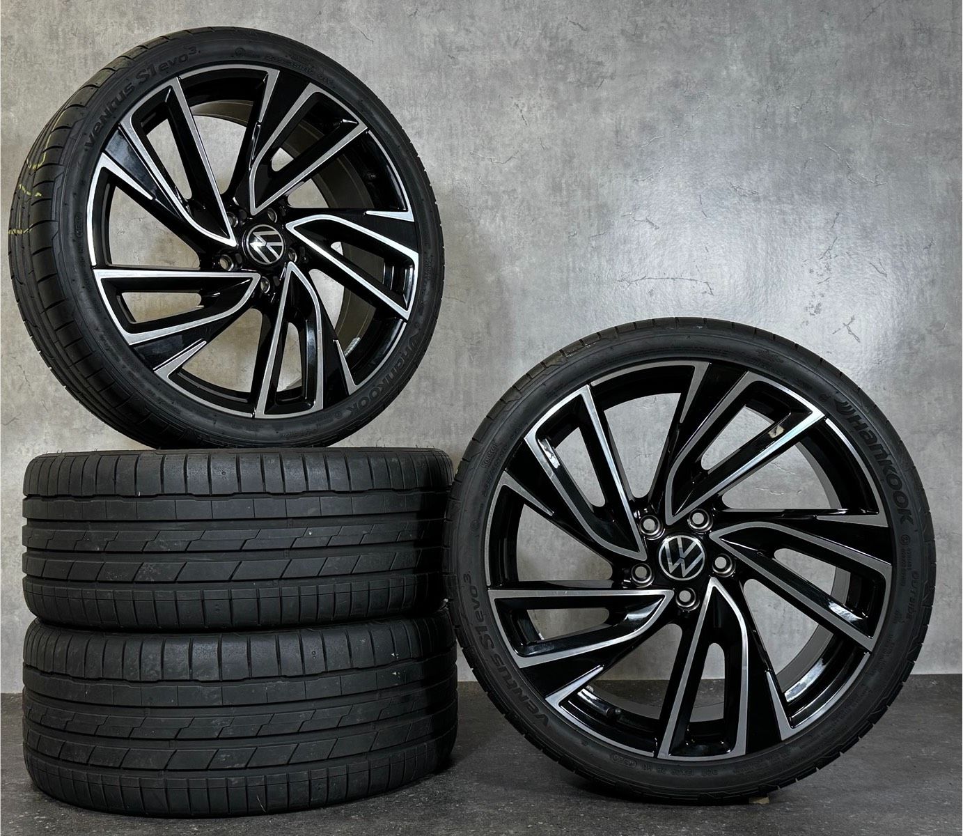 ORIGINAL 19 ZOLL VW GOLF 8 VIII ADELAIDE 5H0601025R FELGEN SOMMER
