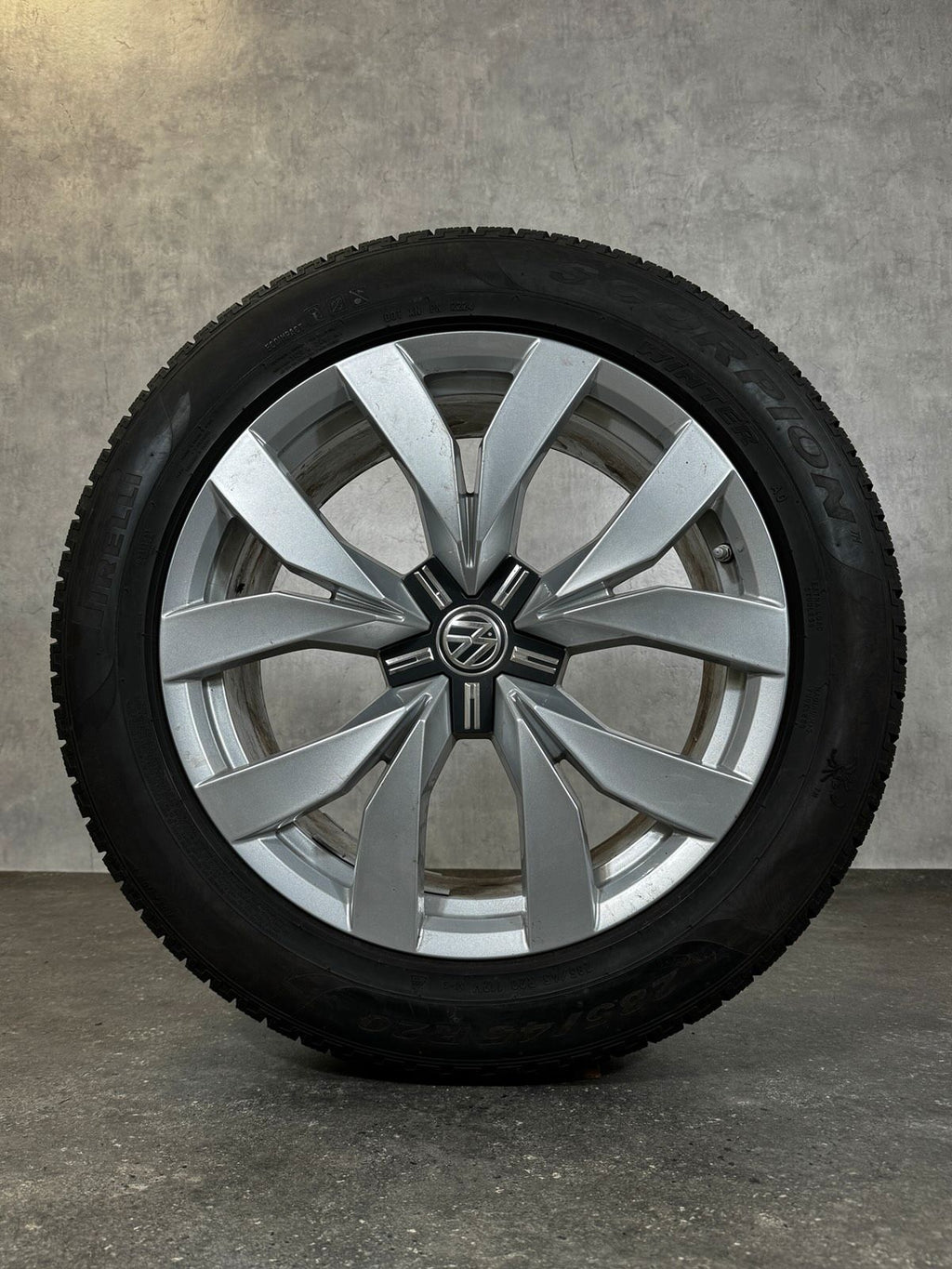 ORIGINAL 20 ZOLL VW TOUAREG III CR WINTERRÄDER FELGEN MONTERO