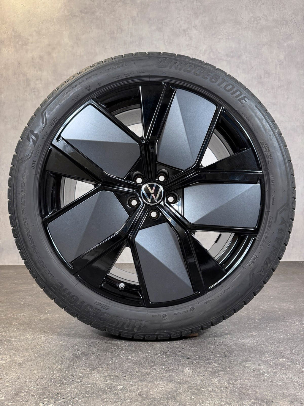 ORIGINAL 21 ZOLL VW TOUAREG III CR LEEDS SOMMERRÄDER 760601025AJ
