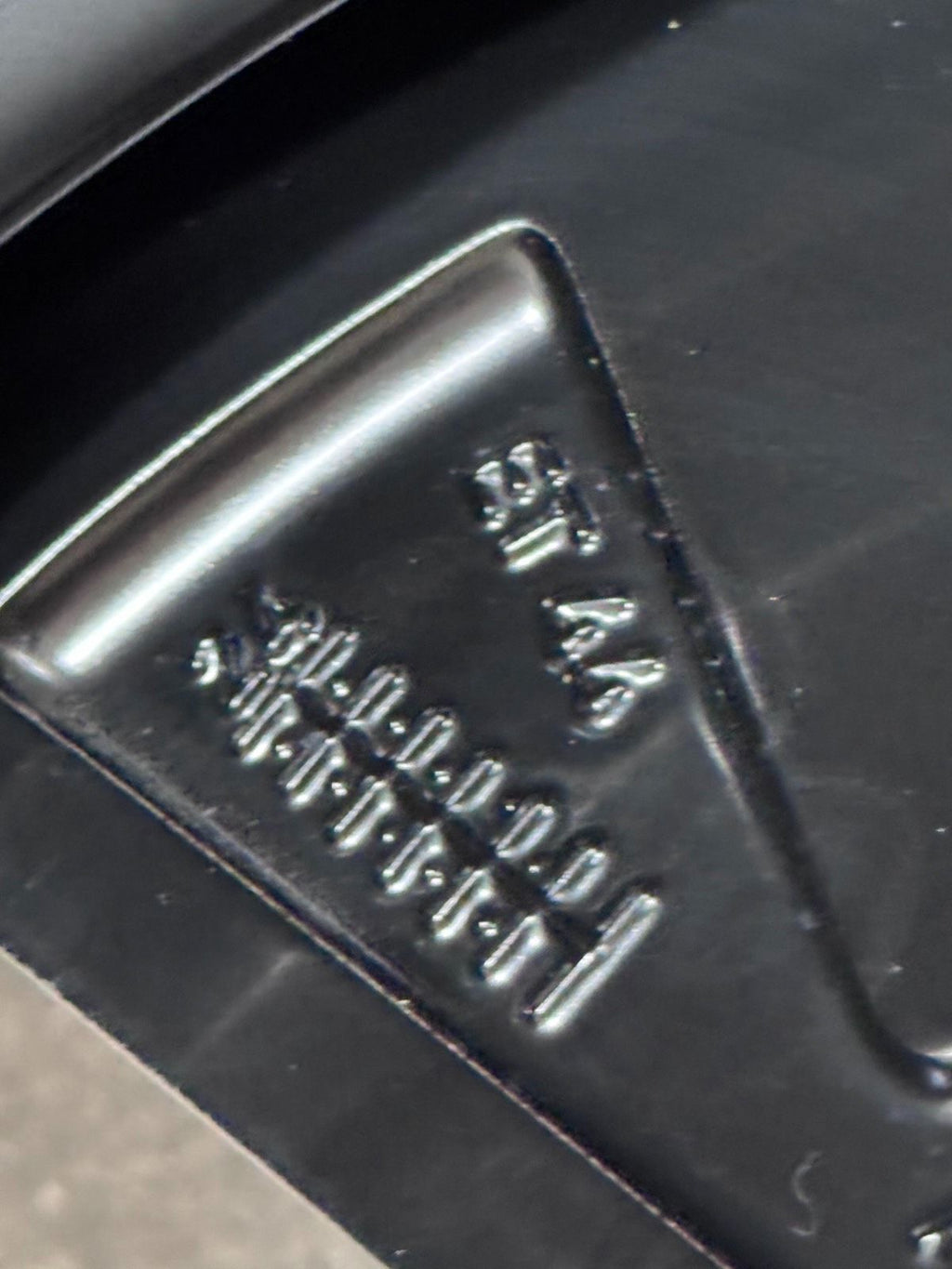 NEU ORIGINAL 19 ZOLL VW PASSAT 3J B9 LEEDS SOMMERRÄDER 3J0601025R
