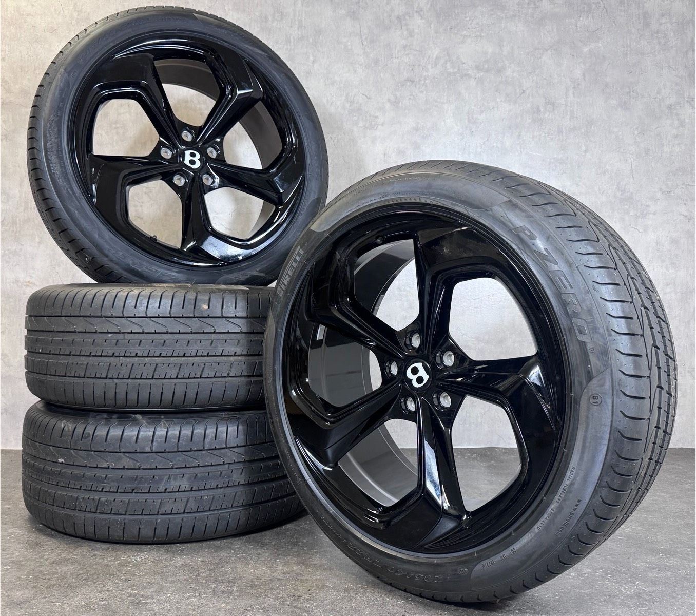 NEU ORIGINAL 22 ZOLL BENTLEY BENTAYGA AV1 36A601025BT CA SOMMER
