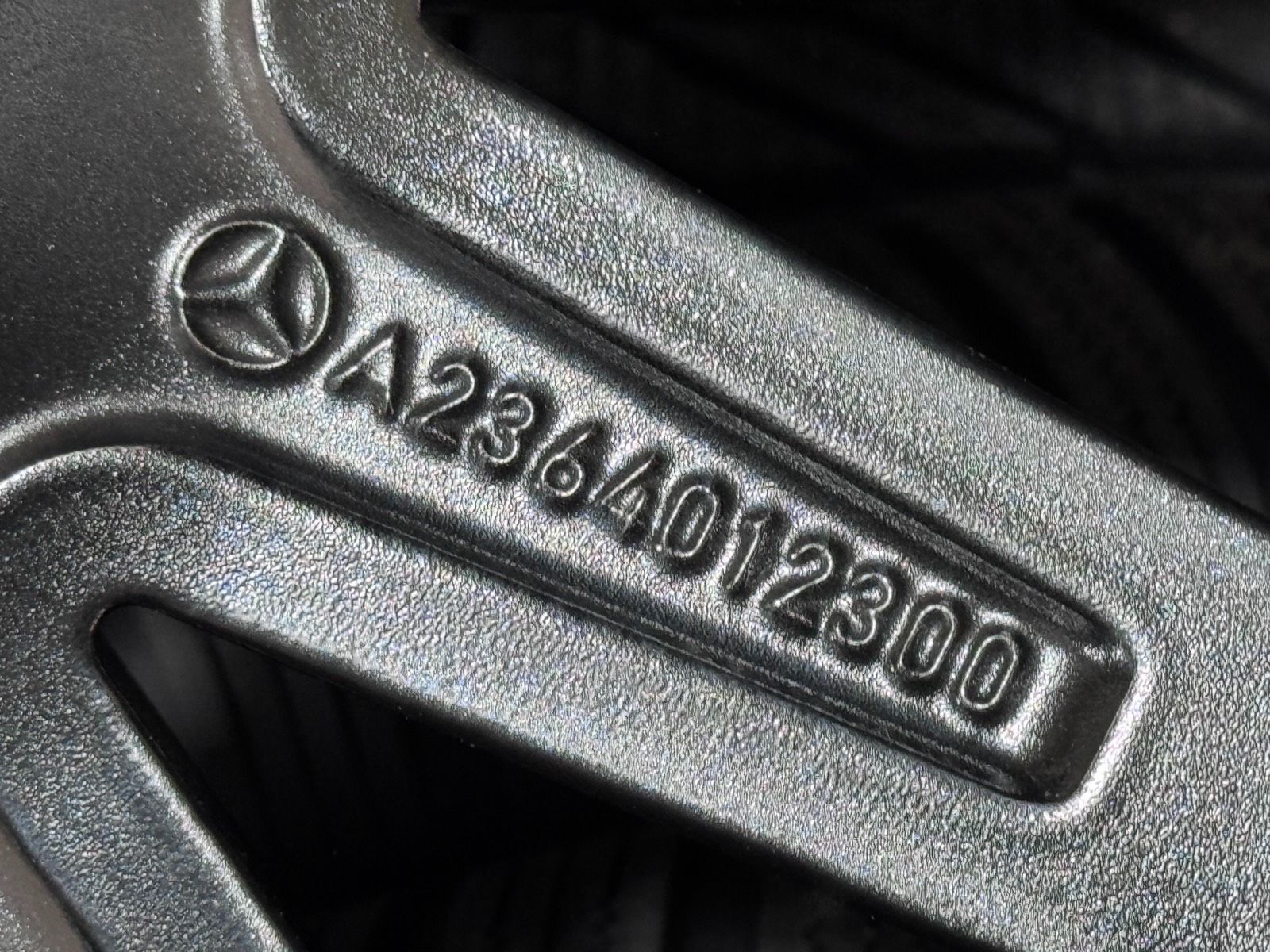 ORIGINAL 20 ZOLL MERCEDES CLE A235 C236 NEUE WINTERRÄDER FELGEN