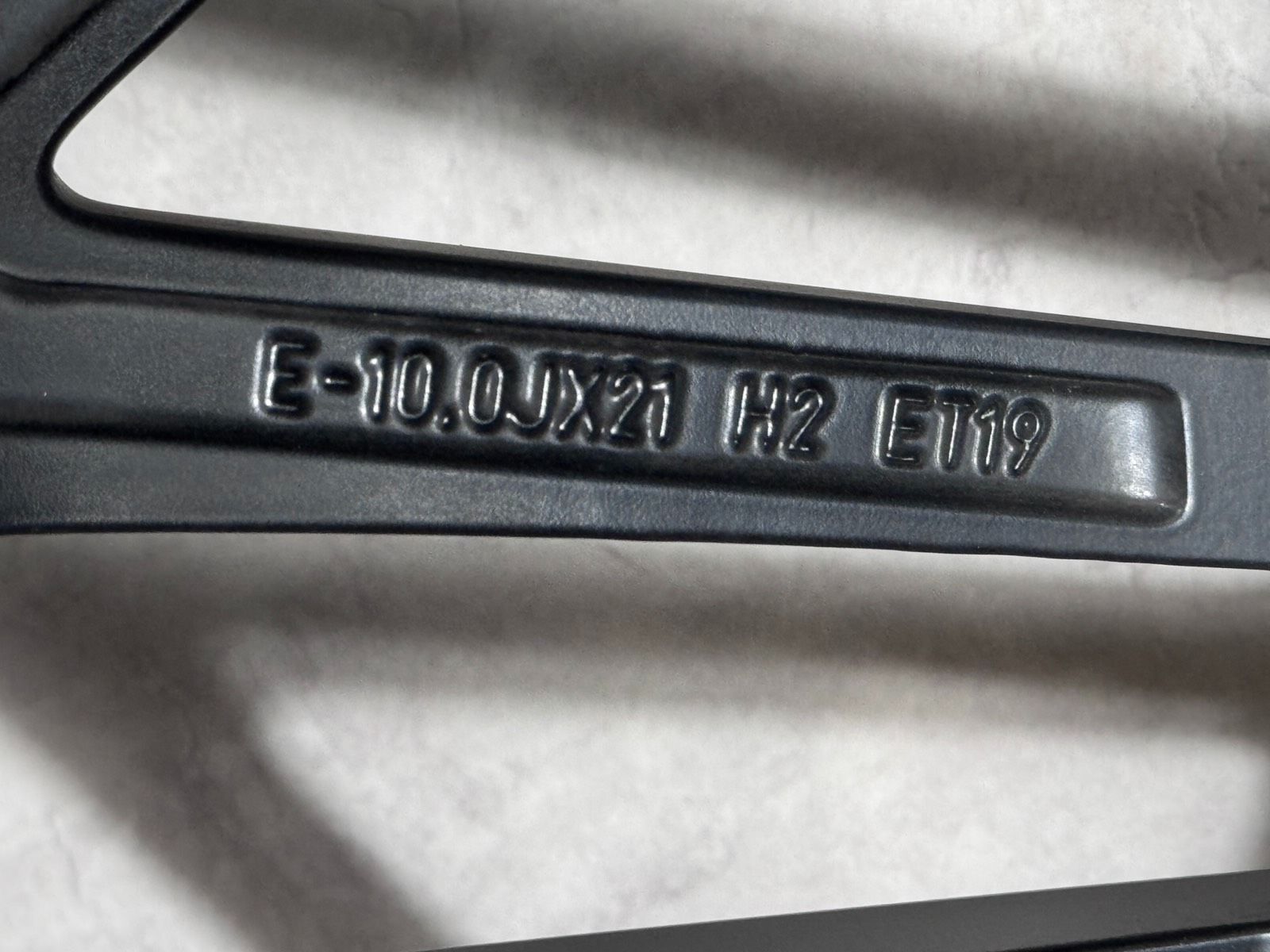 NEU ORIGINAL 21 ZOLL PORSCHE MACAN III 95B RS SPYDER SOMMERRÄDER