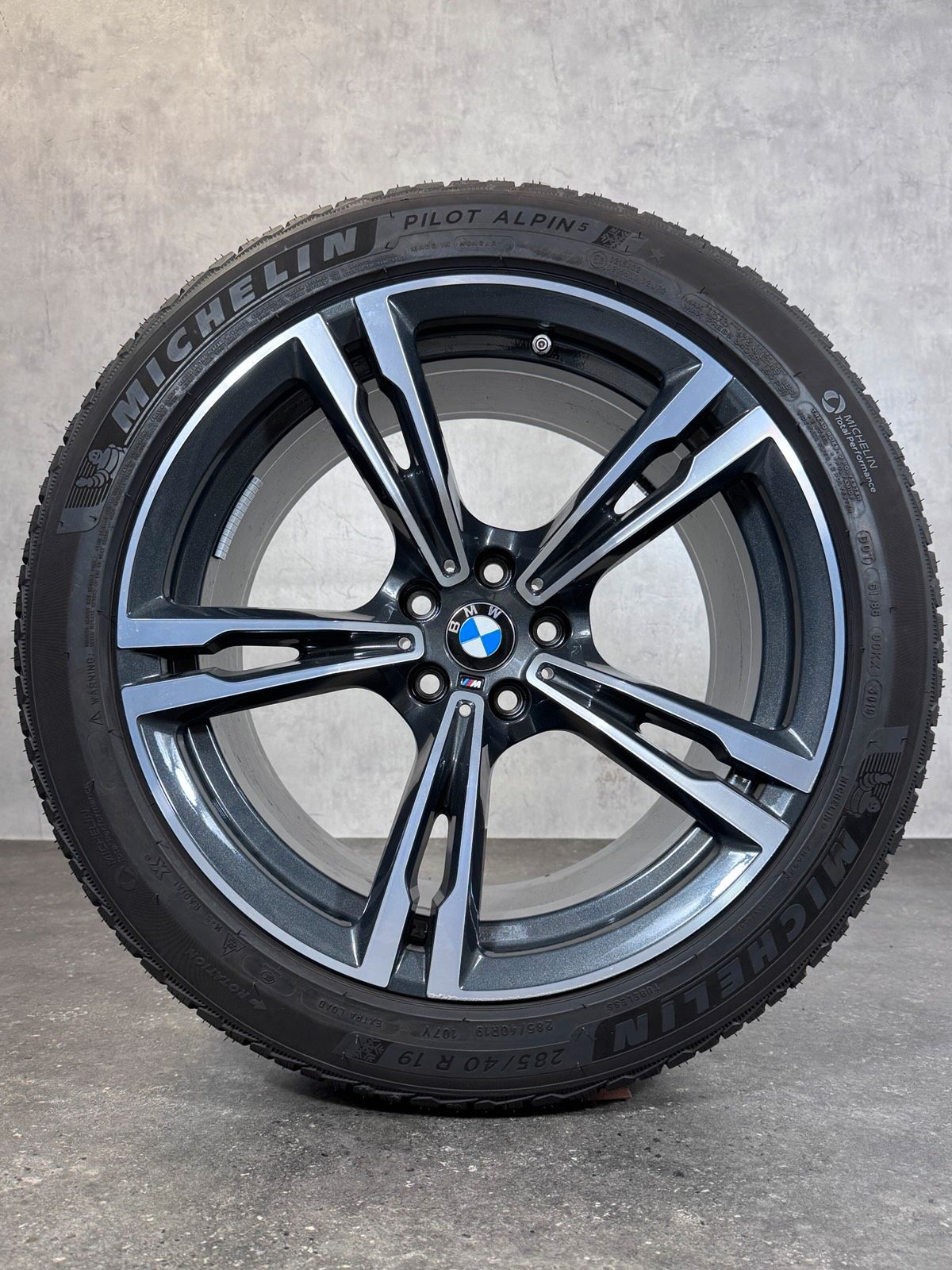 ORIGINAL 19 ZOLL BMW M5 F90 M8 F91 92 93 M 705 WINTERREIFEN
