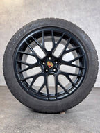 ORIGINAL 20 ZOLL PORSCHE MACAN 95B RS SPYDER FELGEN WINTERREIFEN