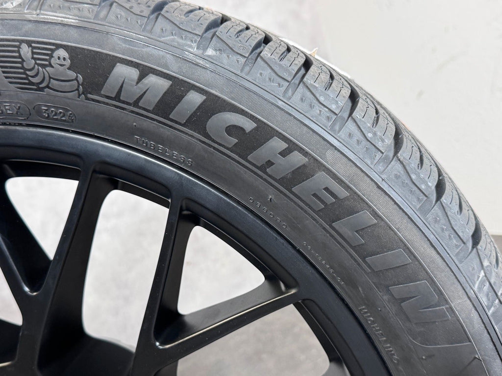 NEU ORIGINAL 20 ZOLL PORSCHE MACAN RS SPYDER 95B WINTERRÄDER