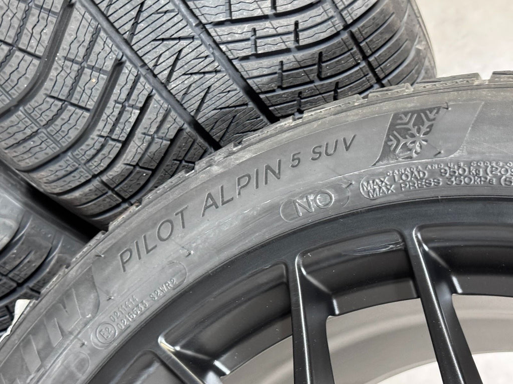 NEU ORIGINAL 20 ZOLL PORSCHE MACAN RS SPYDER 95B WINTERRÄDER