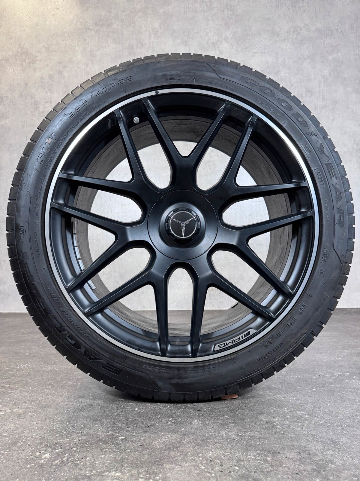 ORIGINAL 22 ZOLL MERCEDES G63 W465 W463 FELGEN SOMMERRÄDER AMG