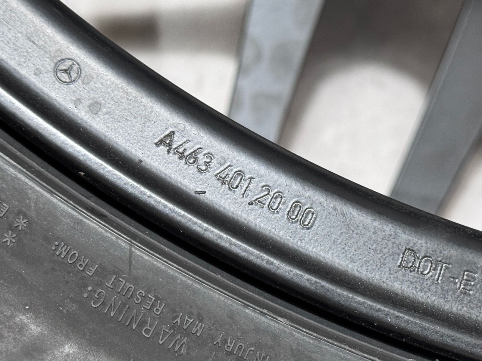 ORIGINAL 22 ZOLL MERCEDES G63 W465 W463 FELGEN SOMMERRÄDER AMG