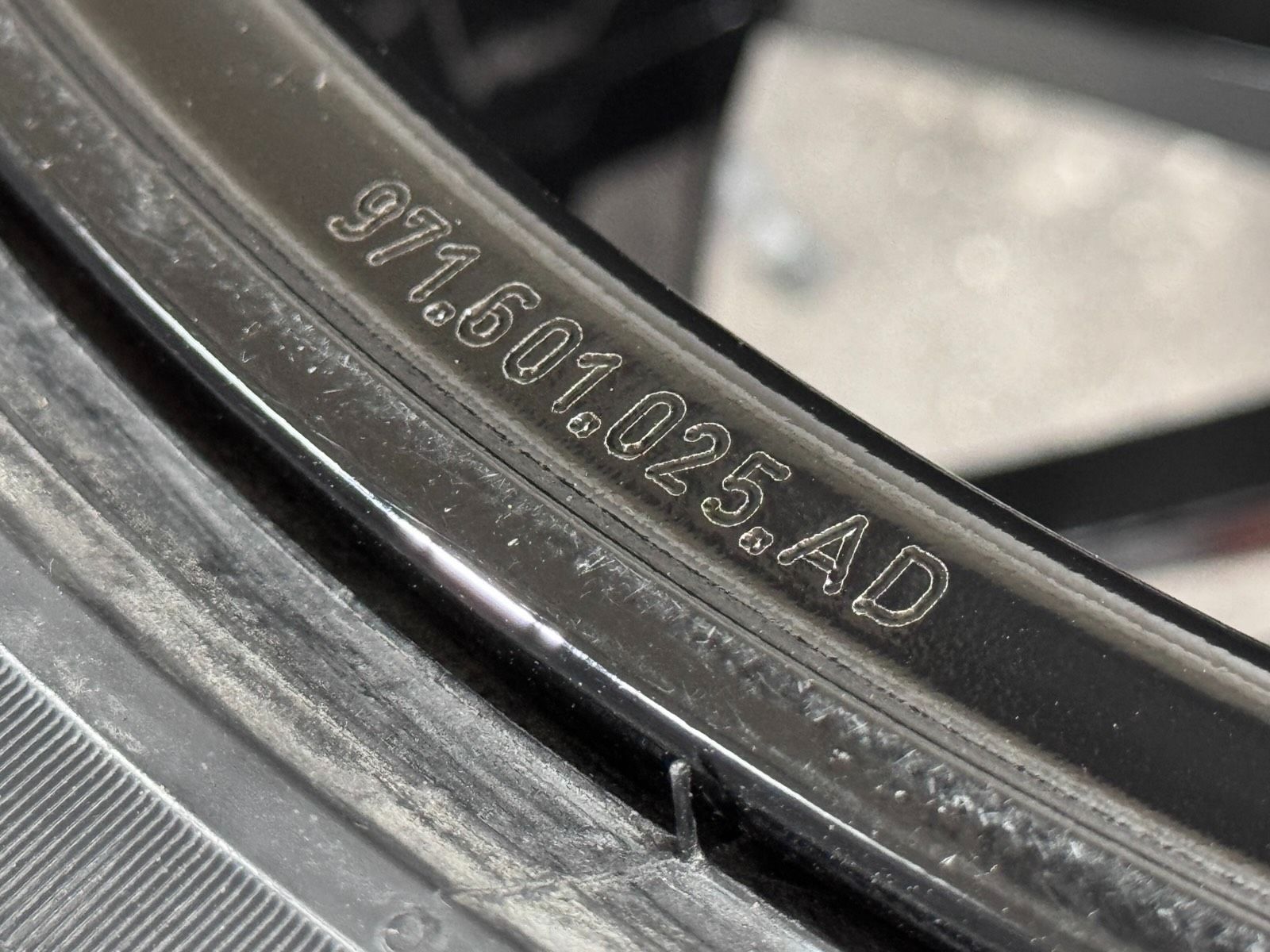 ORIGINAL 21 ZOLL PORSCHE PANAMERA 971 G2 TURBO IV SOMMERRÄDER