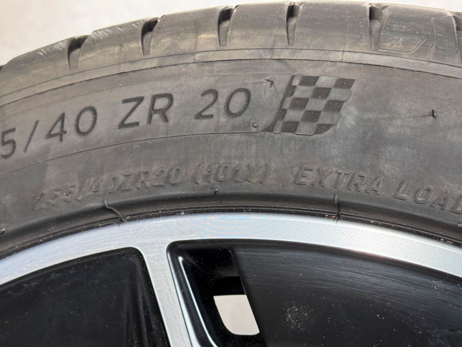 ORIGINAL 20 ZOLL MERCEDES AMG GLA35 GLB35 H247 X247 SOMMERRÄDER