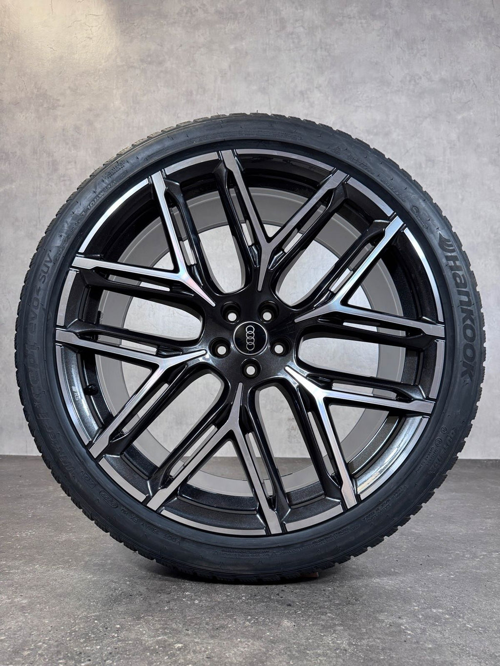 NEU ORIGINAL 23 ZOLL AUDI RS Q8 RSQ8 4M8 WINTERRÄDER 4M8601025BJ