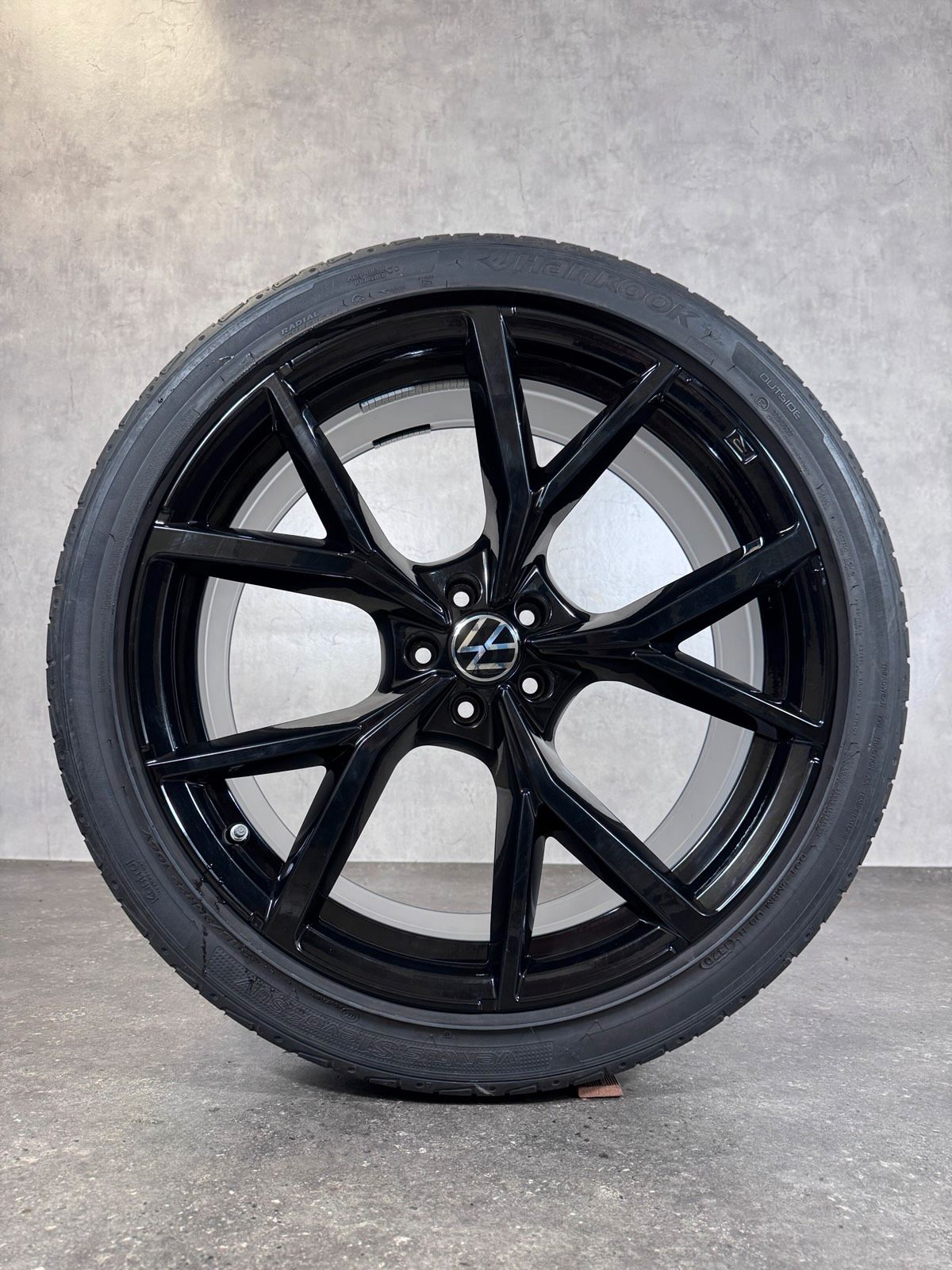 ORIGINAL 22 ZOLL VW TOUAREG III CR ESTORIL SOMMERRÄDER 760601025A