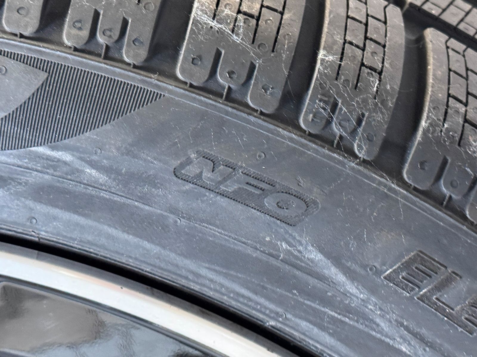ORIGINAL 20 ZOLL PORSCHE TAYCAN II AERO II WINTERRÄDER 9J1