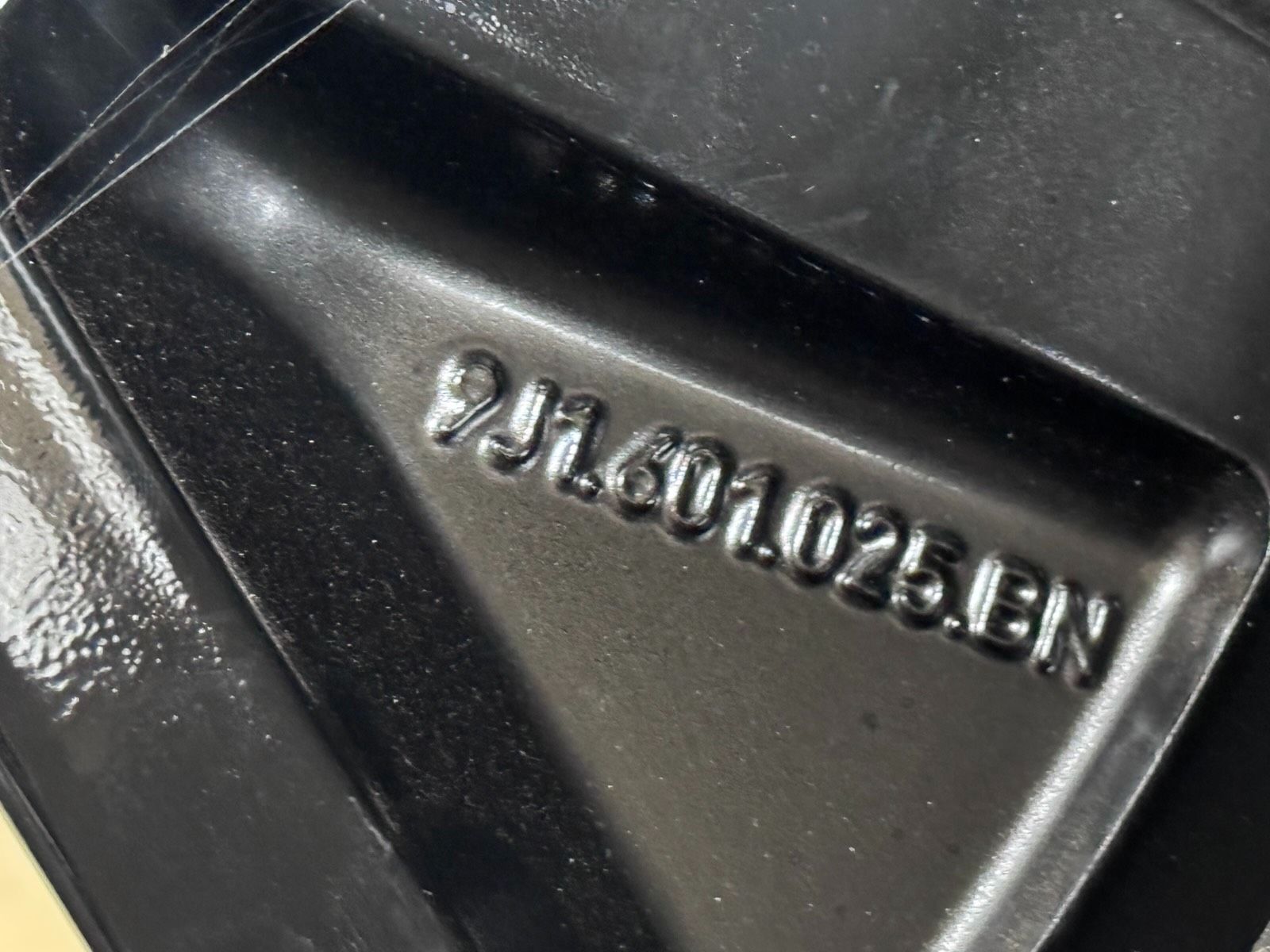 ORIGINAL 20 ZOLL PORSCHE TAYCAN II AERO II WINTERRÄDER 9J1