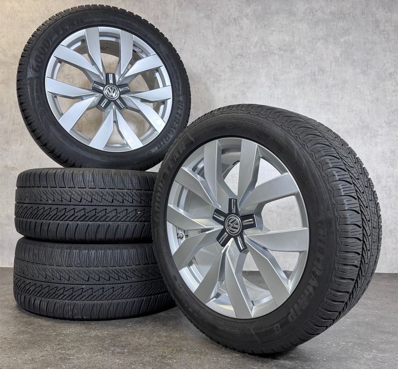 ORIGINAL 20 ZOLL VW TOUAREG III CR WINTERRÄDER FELGEN MONTERO
