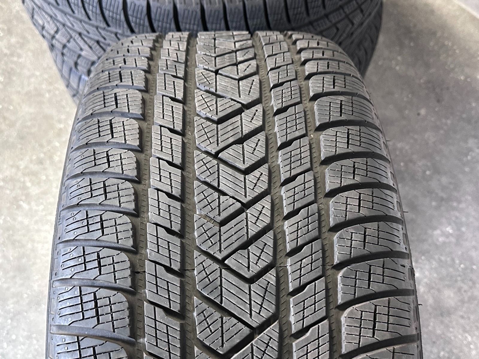 ORIGINAL 20 ZOLL PORSCHE MACAN III GTS WINTERRÄDER