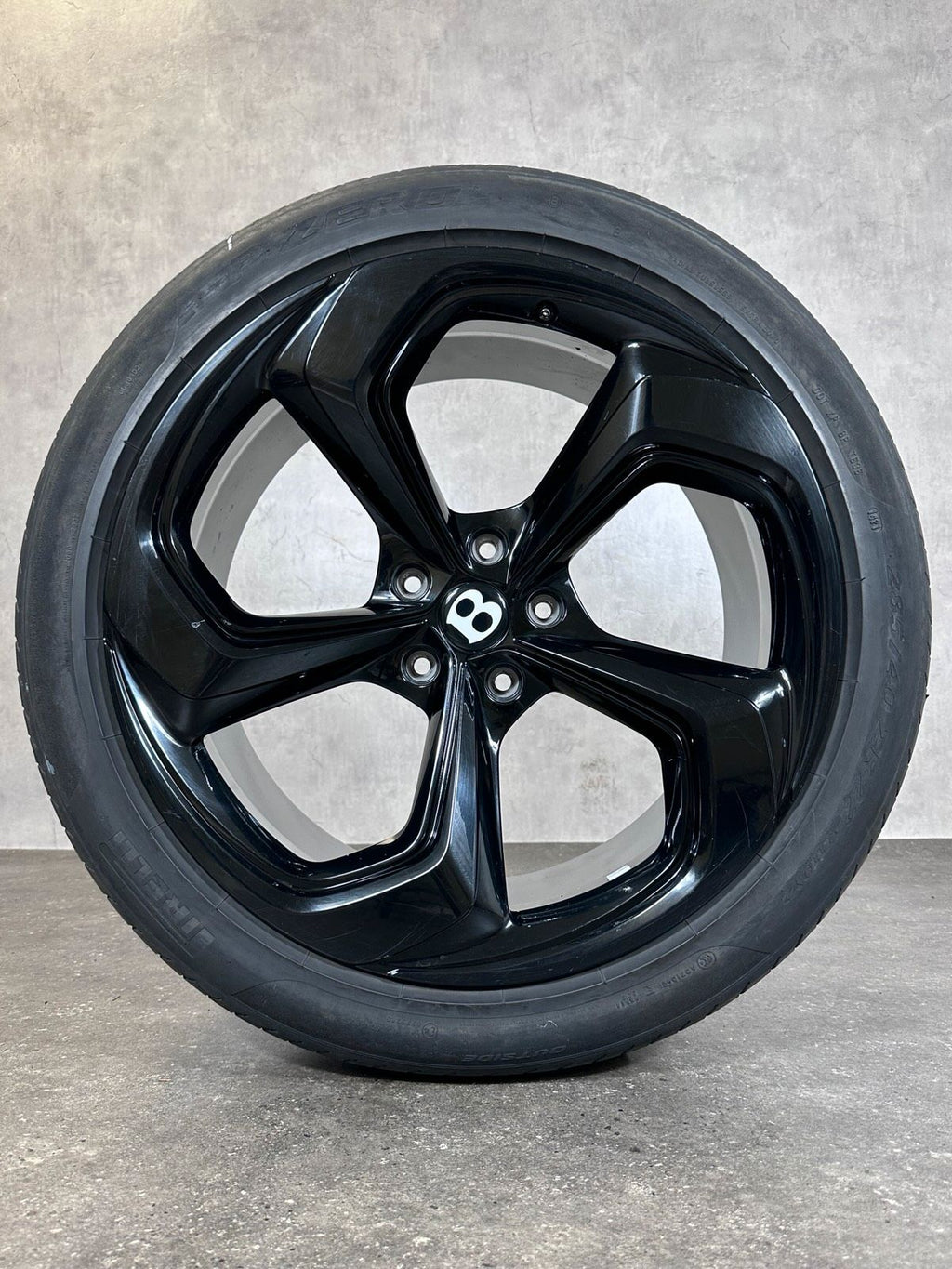 ORIGINAL 22 ZOLL BENTLEY BENTAYGA AV1 SOMMERRÄDER 36A601025BT