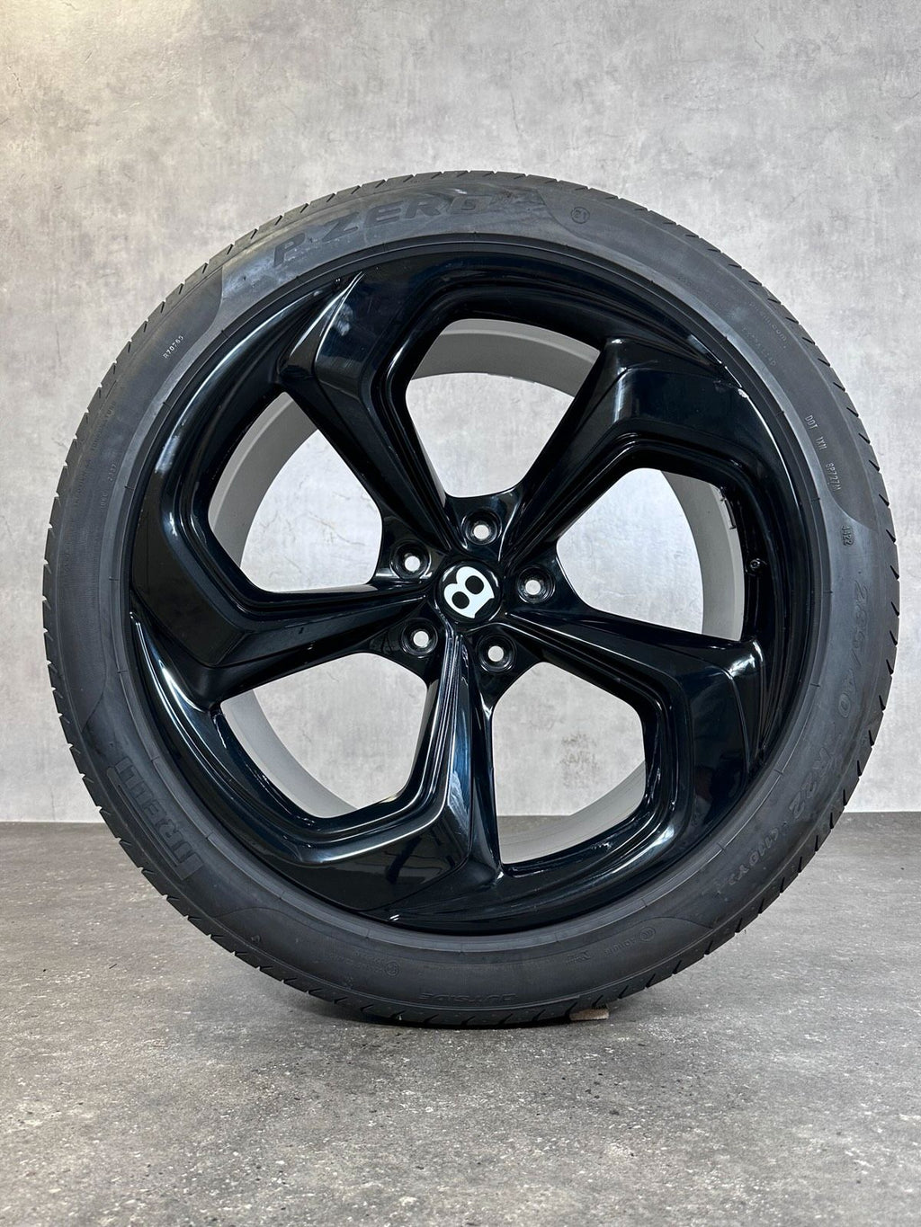ORIGINAL 22 ZOLL BENTLEY BENTAYGA AV1 SOMMERRÄDER 36A601025BT