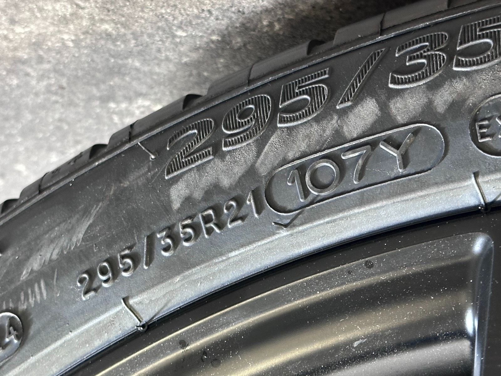 NEU ORIGINAL 21 ZOLL PORSCHE MACAN III 95B Spyder SOMMERRÄDER