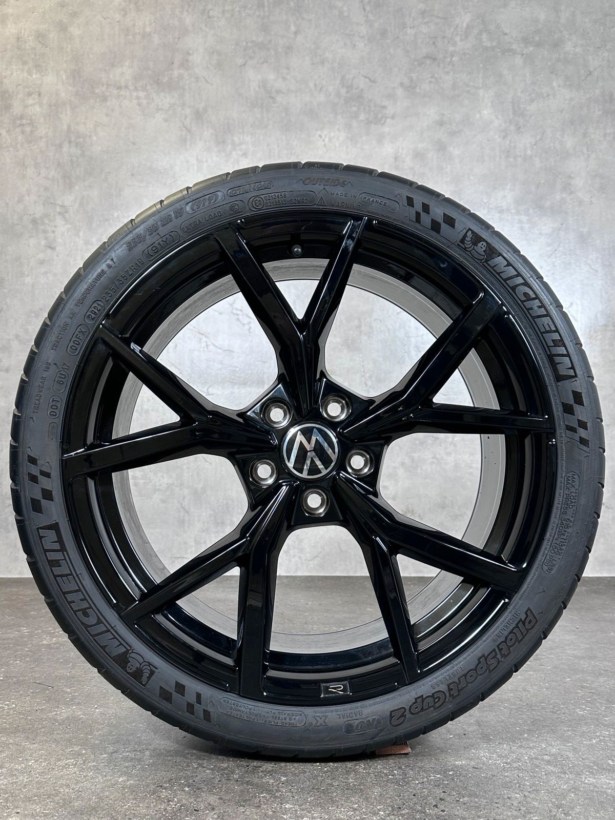 ORIGINAL 19 ZOLL VW GOLF 8 VIII R ESTORIL SOMMERRÄDER 5H