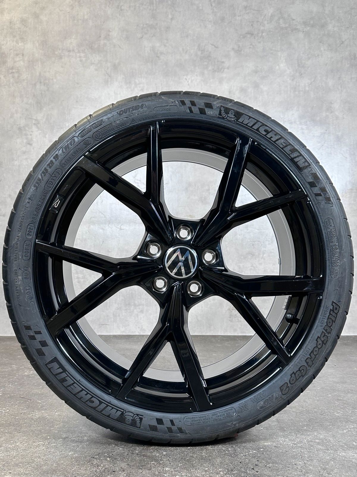 ORIGINAL 19 ZOLL VW GOLF 8 VIII R ESTORIL SOMMERRÄDER 5H