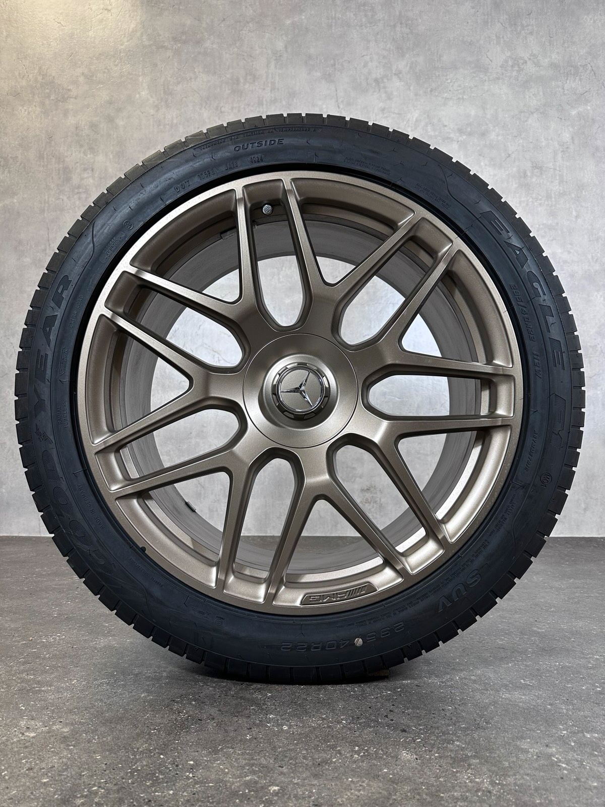 ORIGINAL 22 ZOLL MERCEDES G63 W465 W463 SOMMERRÄDER A4634012000