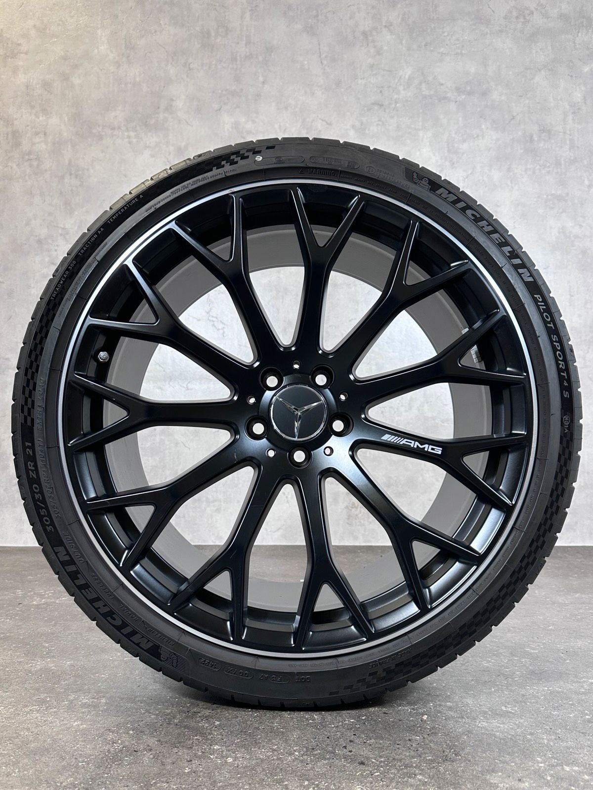 ORIGINAL 21 ZOLL MERCEDES SL AMG SOMMERRÄDER R232 A2324012700