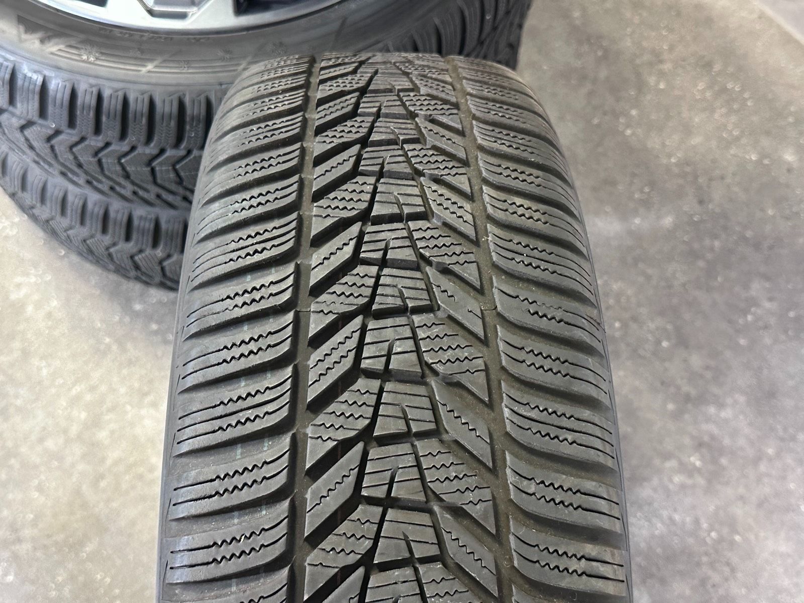 ORIGINAL 19 ZOLL BMW X1 U11 iX1 X2 U10 STYLING 1041 WINTERREIFEN