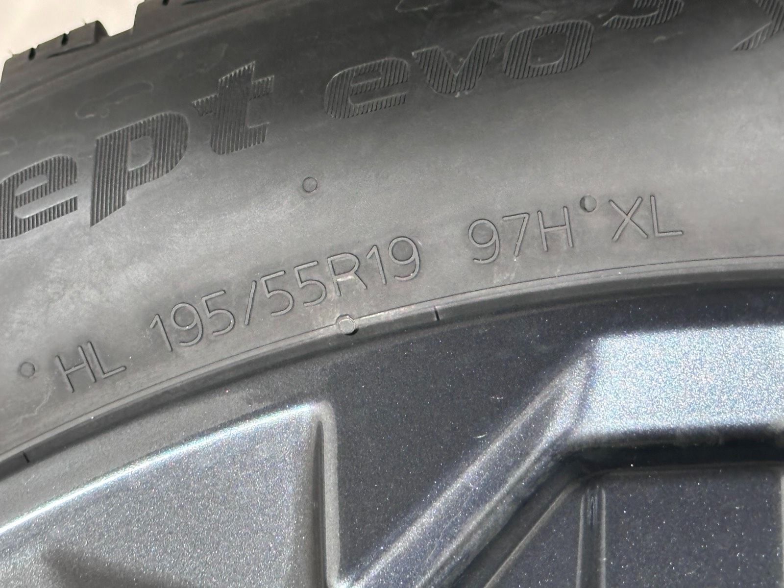 ORIGINAL 19 ZOLL BMW X1 U11 iX1 X2 U10 STYLING 1041 WINTERREIFEN