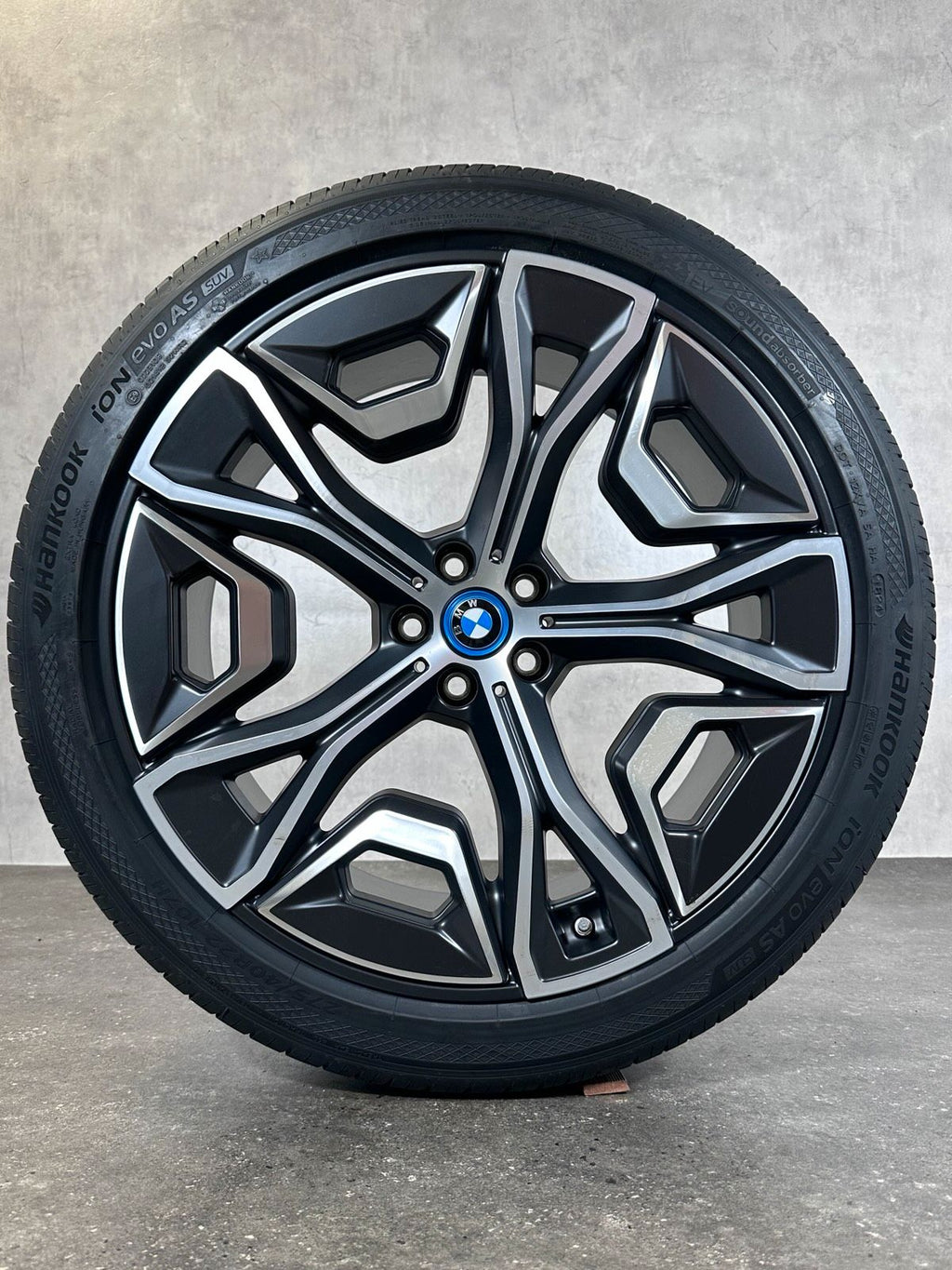 ORIGINAL 22 ZOLL BMW iX i20 STYLING 1021 SOMMERREIFEN AERODYNAMIC