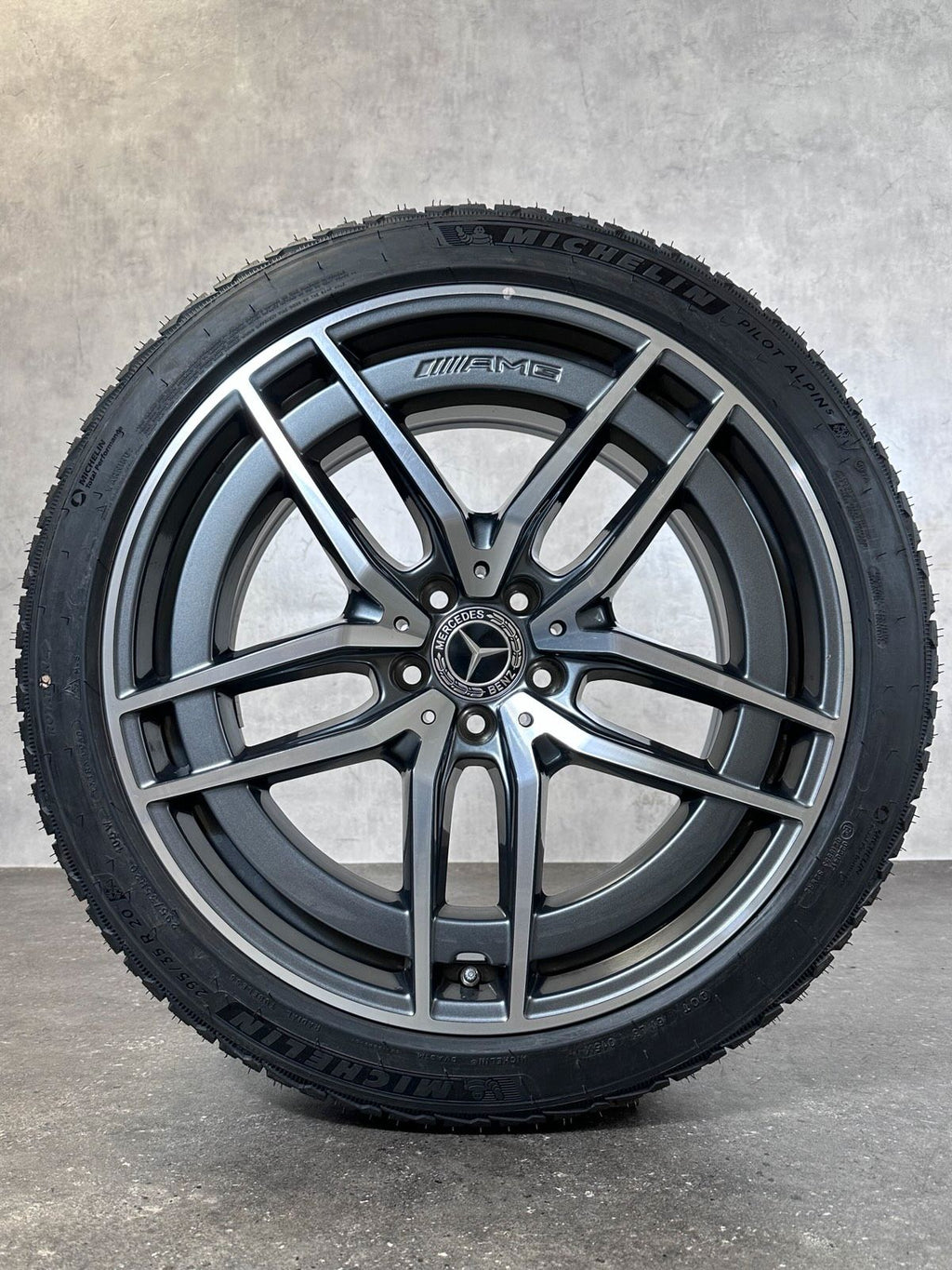 ORIGINAL 20 ZOLL MERCEDES SL 43 55 63 WINTERREIFEN AMG R232
