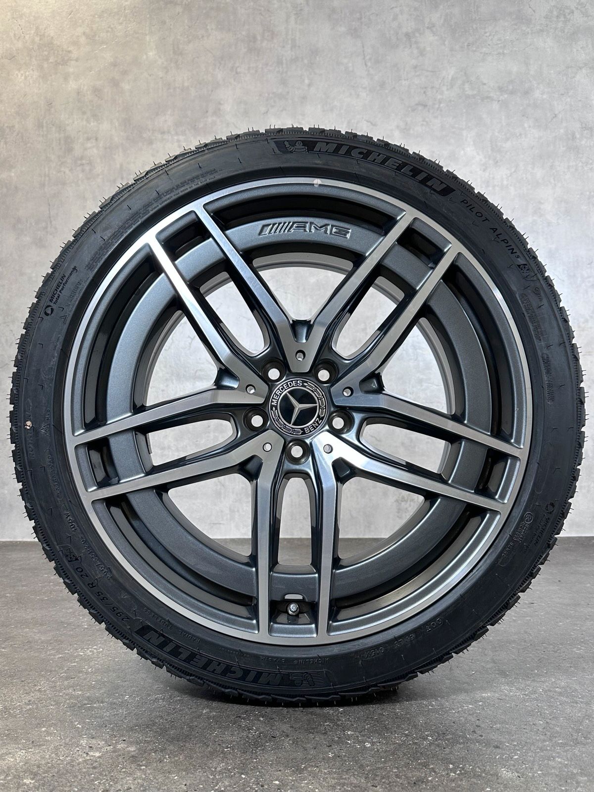 ORIGINAL 20 ZOLL MERCEDES SL 43 55 63 WINTERREIFEN AMG R232