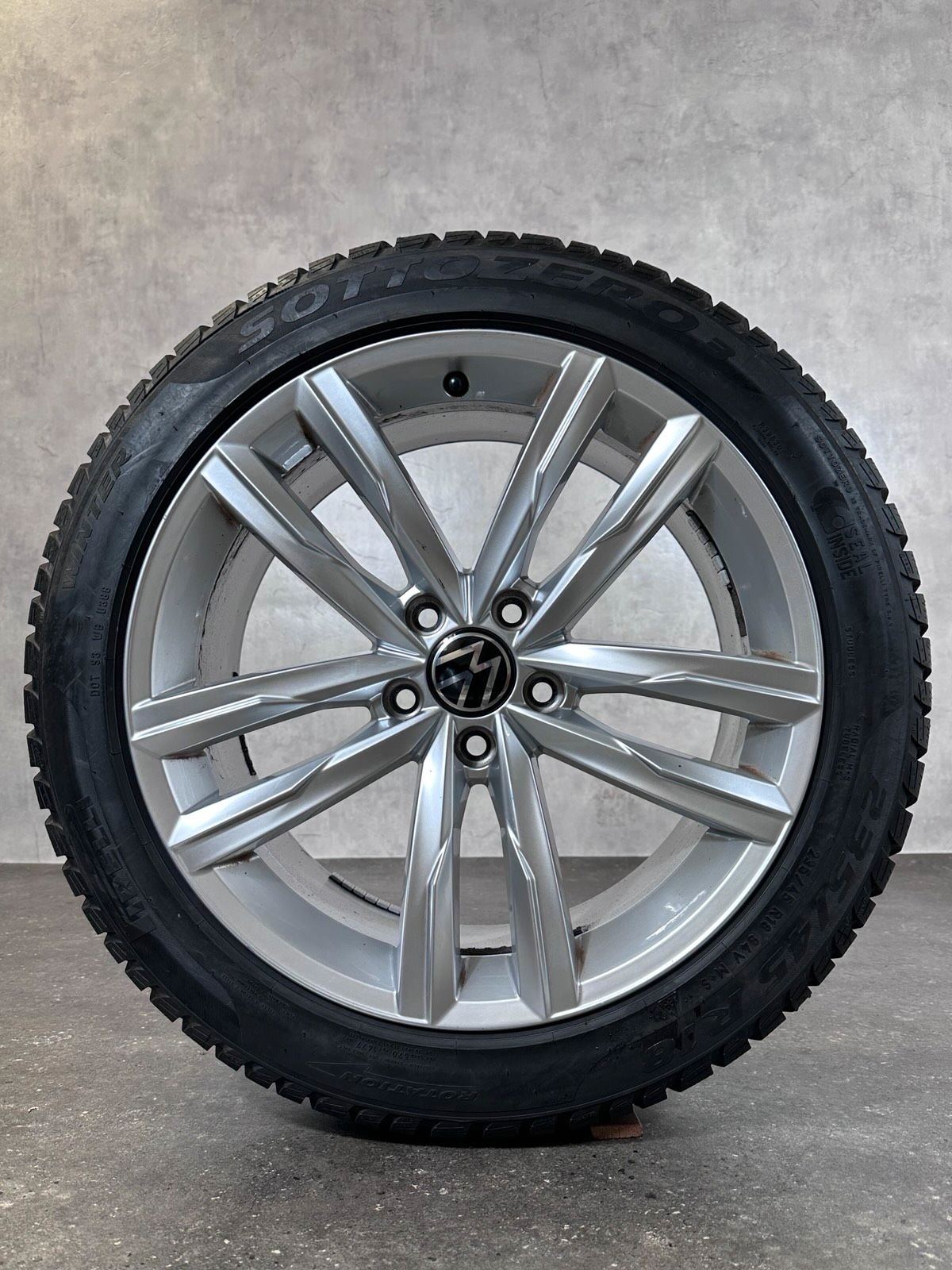 ORIGINAL 18 ZOLL VW PASSAT 3G B8 DARTFORD WINTERREIFEN 7MM
