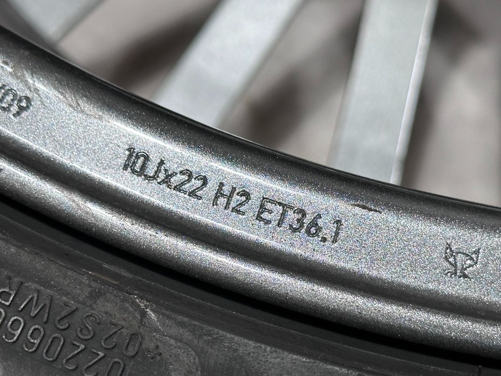 ORIGINAL 22 ZOLL MERCEDES G63 G-KLASSE W465 W463 SOMMERREIFEN