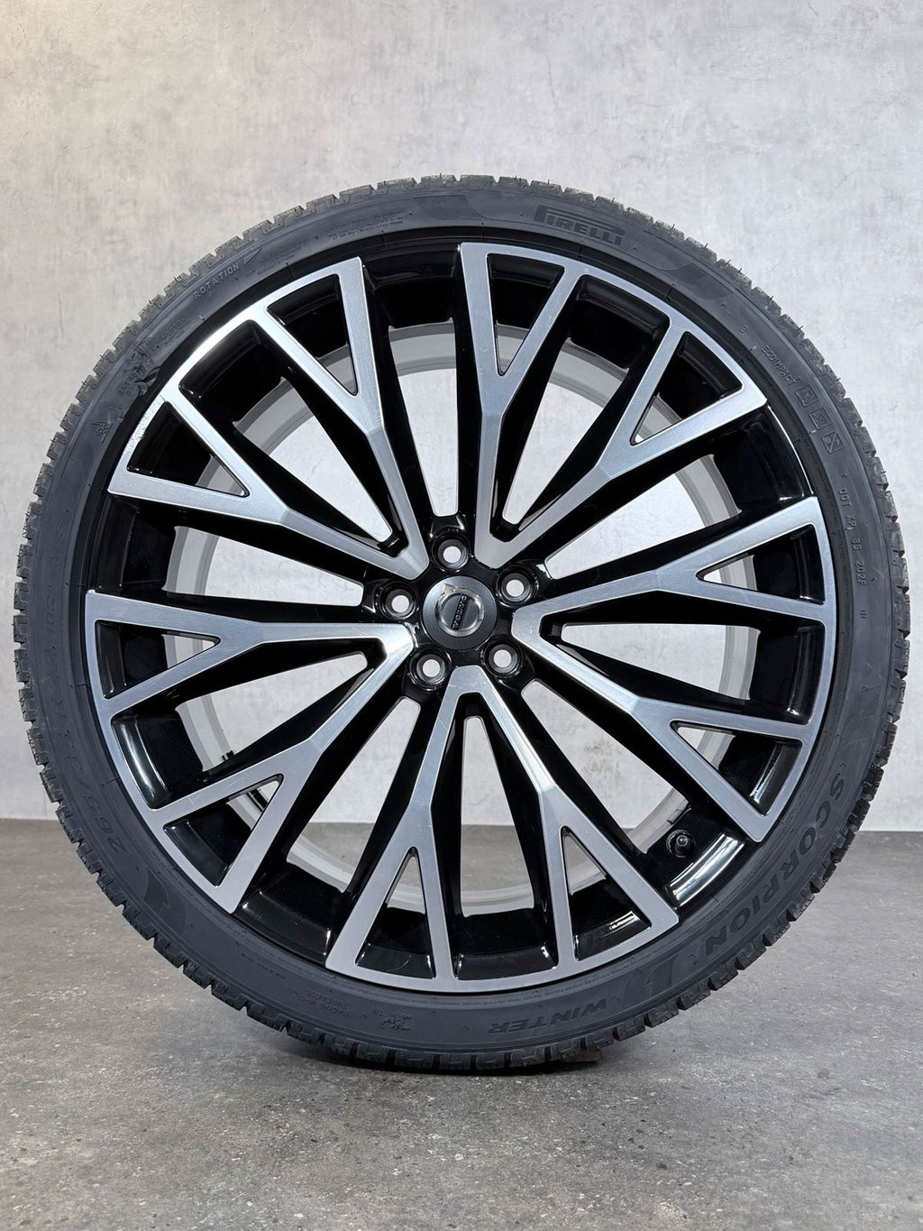 ORIGINAL 22 ZOLL VOLVO XC60 II 31454682 WINTERREIFEN WINTERRÄDER