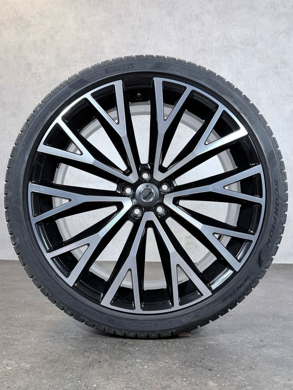 ORIGINAL 22 ZOLL VOLVO XC60 II 31454682 WINTERREIFEN WINTERRÄDER