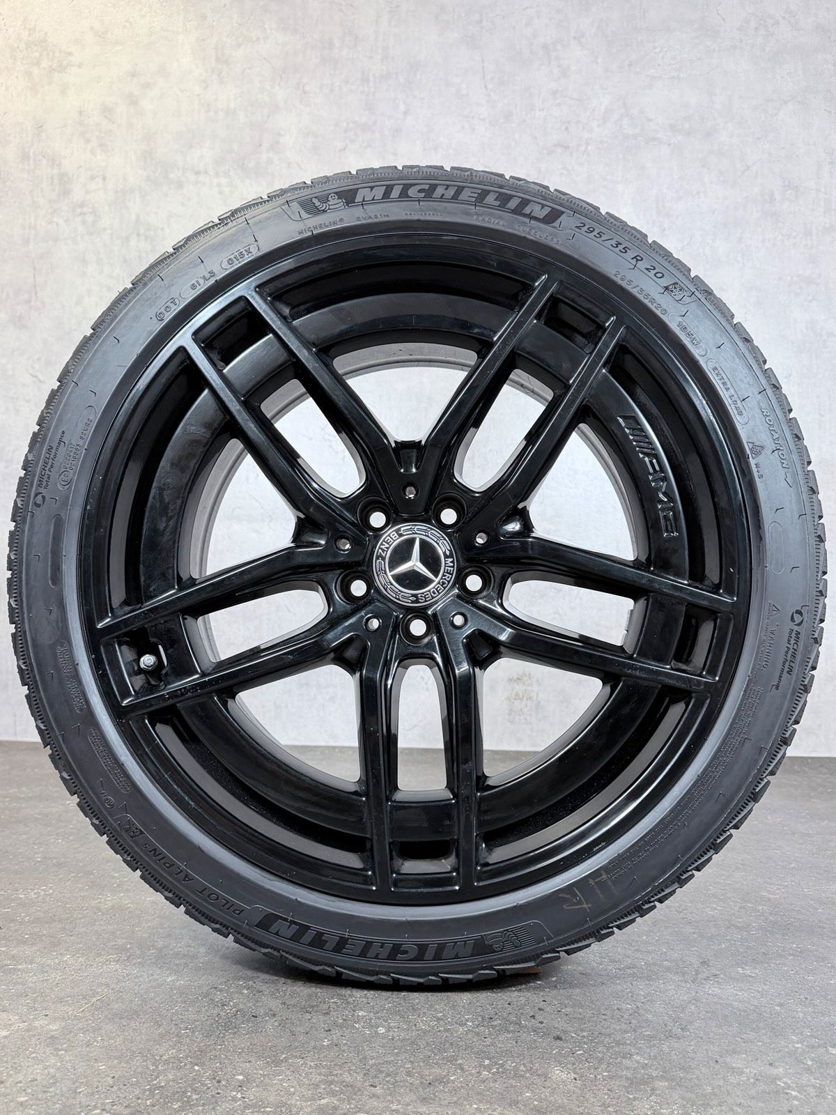 ORIGINAL 20 ZOLL MERCEDES SL 43 55 63 R232 W232 WINTERREIFEN AMG