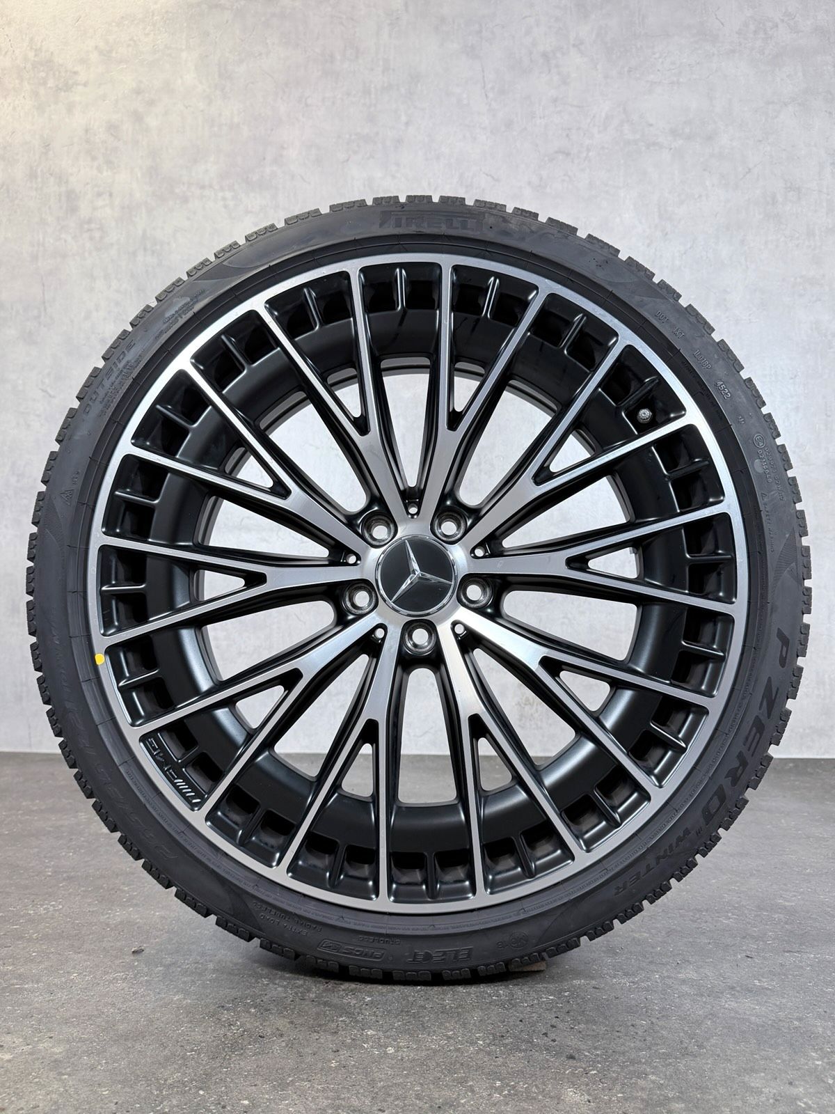 ORIGINAL 21 ZOLL MERCEDES EQE 43 53 V295 W295 WINTERREIFEN AMG